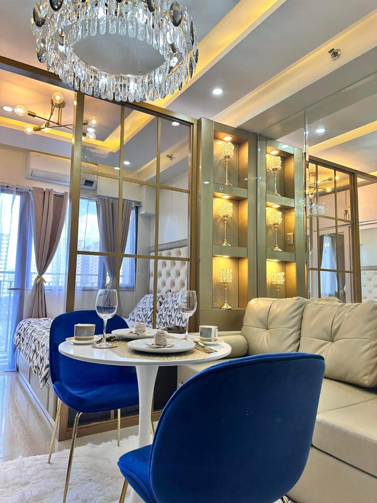 Deluxe Suites Razelles 2 At Shore 2 Residences Tower 1 Пасай Экстерьер фото